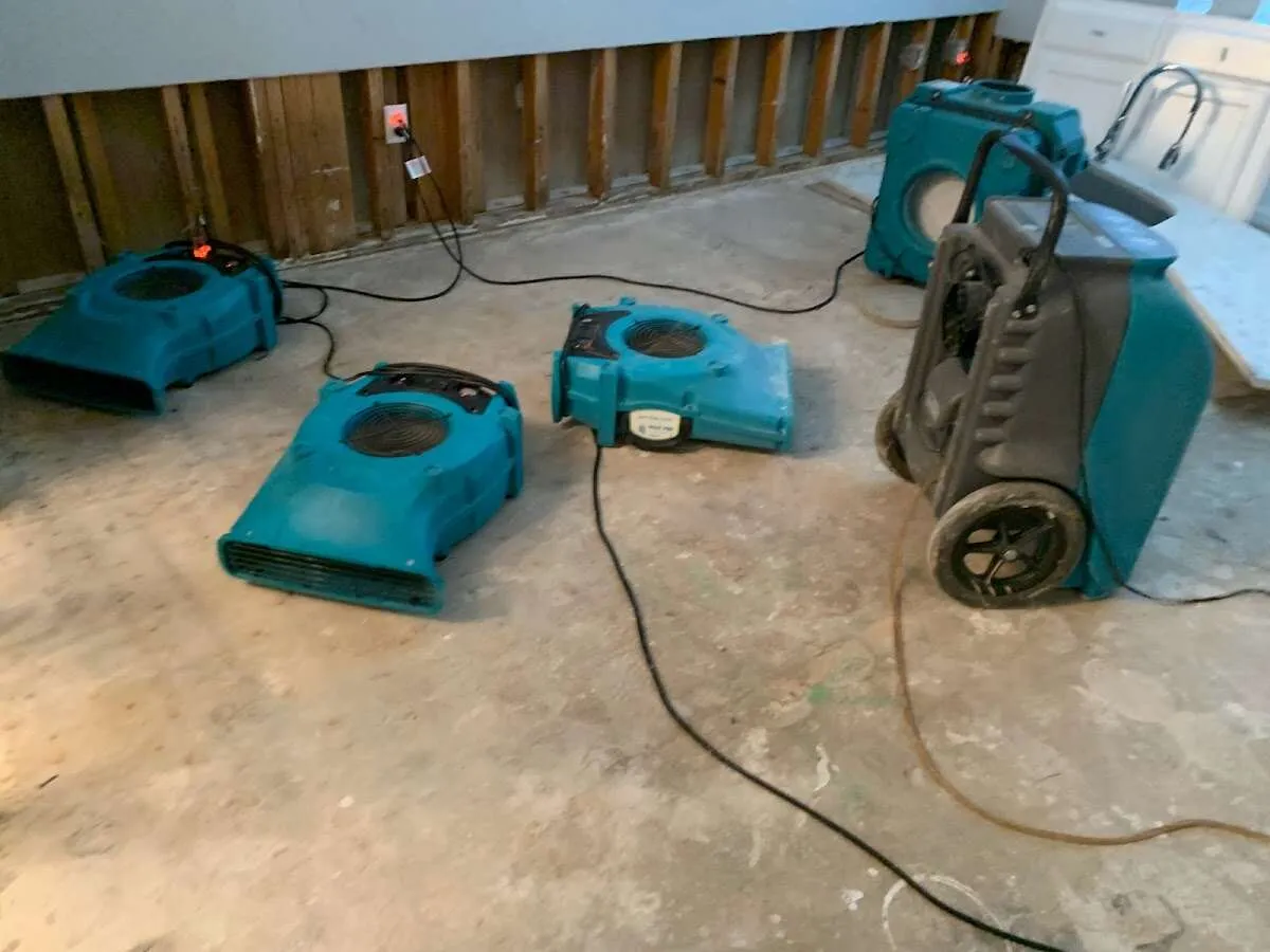 Water Damage Restoration services in Utica, MI